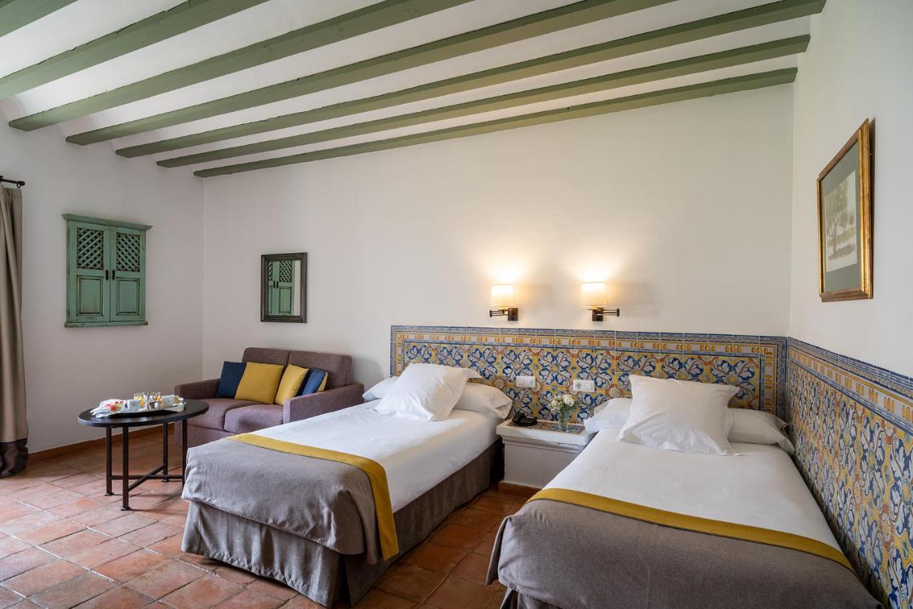 Parador De Almagro Exterior foto