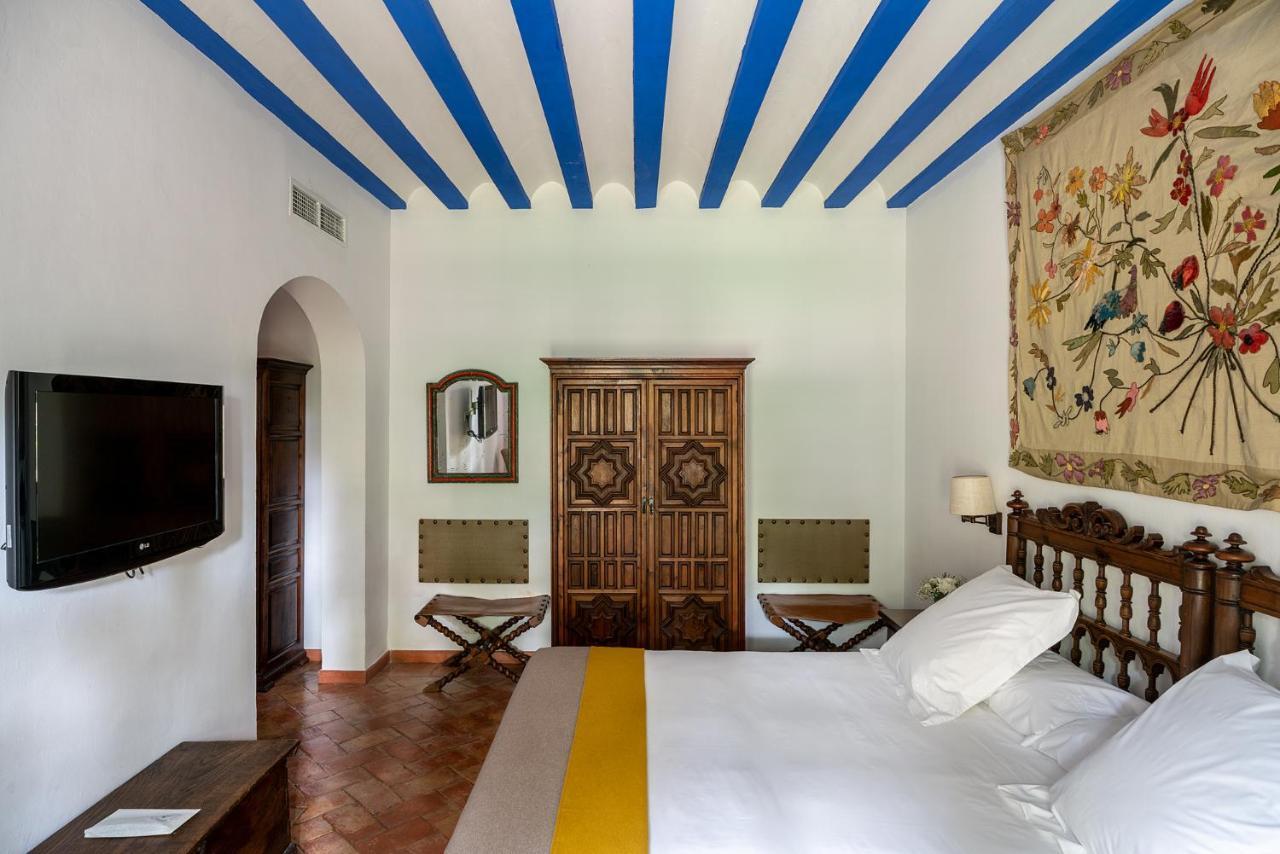 Parador De Almagro Exterior foto