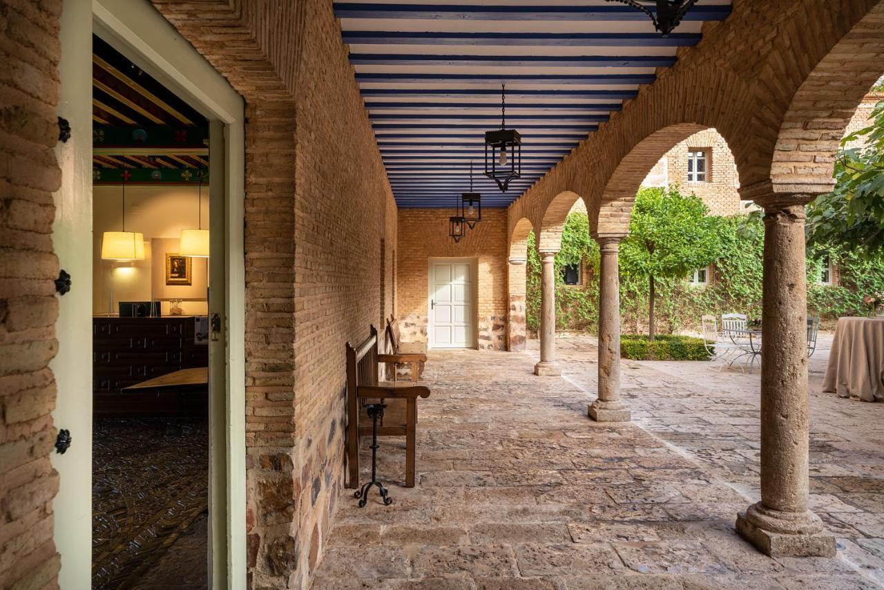 Parador De Almagro Exterior foto